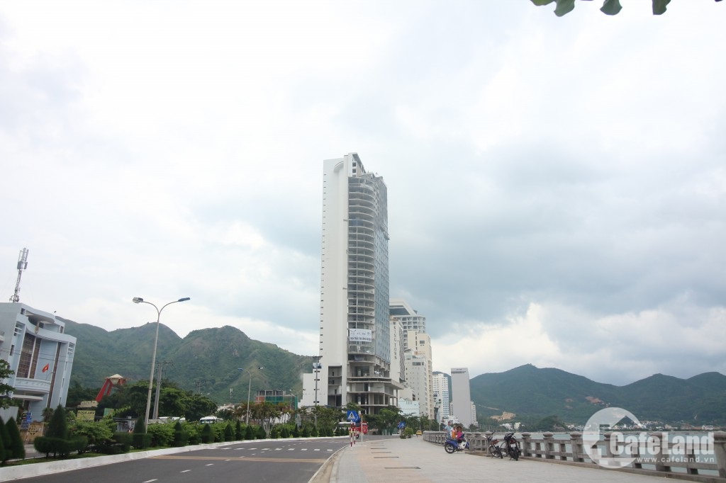Đây là lý do Nha Trang phải xin tạm ngưng xây khách sạn cao tầng